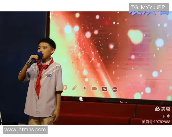 揭秘足球明星嘴唇特效的秘密与魅力，带你走进他们的独特风采与个性魅力