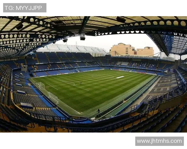 选择你的足球明星英文名与成就大揭秘让你了解他们的传奇故事与球场魅力