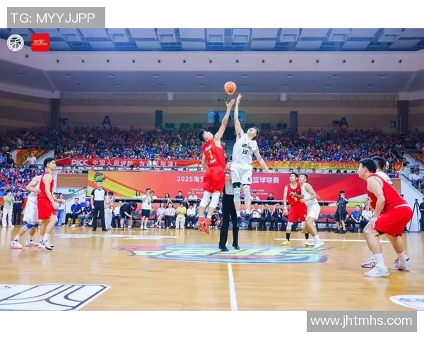 第32轮精彩对决吉林队迎战浙江队争夺胜利的关键时刻