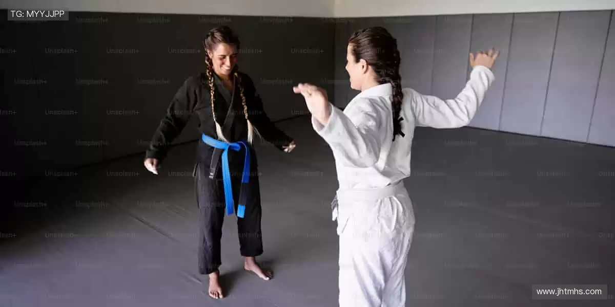 锁定高清直播，不错过每一个燃爆瞬间！📺💥